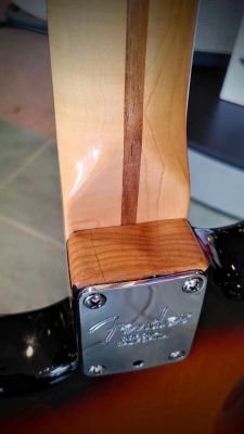 Fender AM STD HTSTR3TSB Stratocaster 2